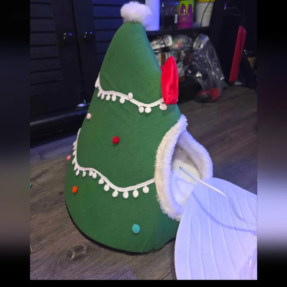 Festive Green Christmas Tree Heated Pet Bed